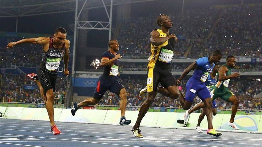 Usain Bolt volvió a ser el hijo del viento: oro en los 100 metros por delante de Gatlin