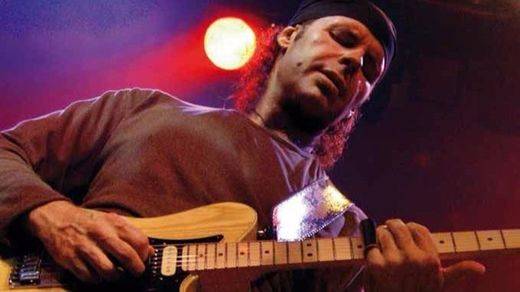 Doblete del 'rey' del blues español: Javier Vargas y su 'Band' hacen dos paseíllos en la Galileo