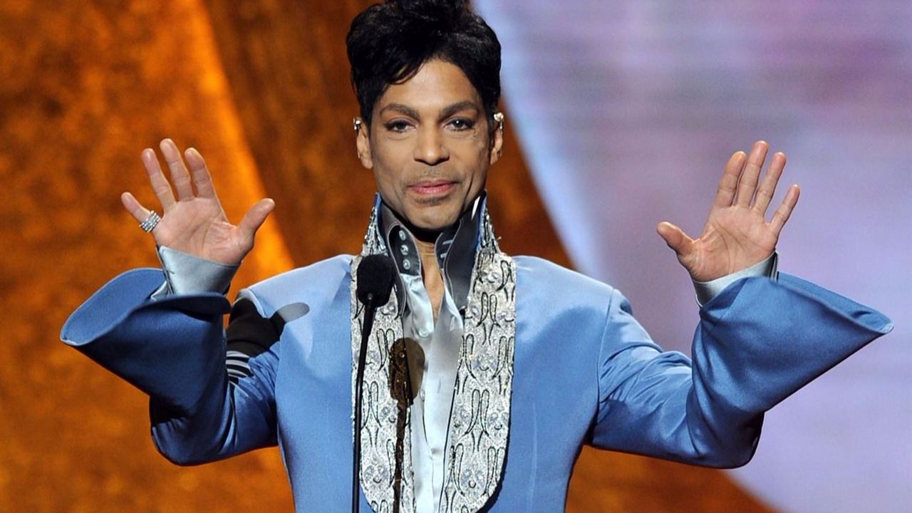 Prince tenía drogas 50 veces más poderosas que la heroína en frascos de Paracetamol