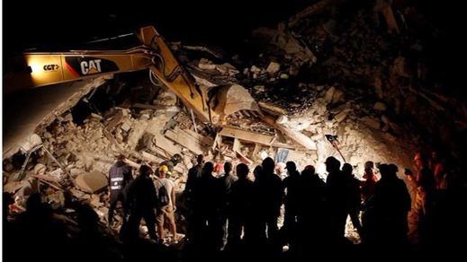 Aumentan los fallecidos por el terremoto en Italia, que ya superan la cifra de 250, entre ellos la española Ana Huete