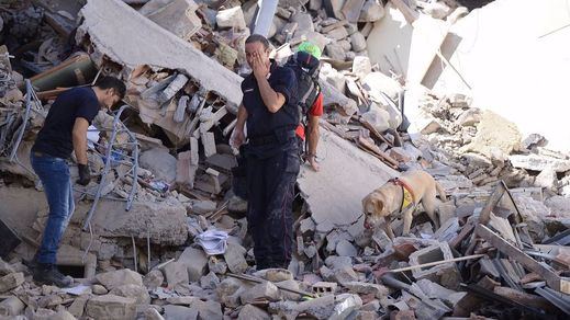 La tragedia de Amatrice sigue sumando víctimas mortales por el terremoto: ya son 267