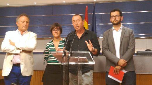 Compromís traslada a PSOE y Podemos un documento con 31 medidas para forzar una negociación