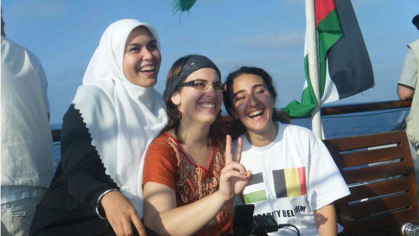 Mujeres por y para las mujeres: la Flotilla de la Libertad rinde homenaje a la resistencia de la mujer palestina