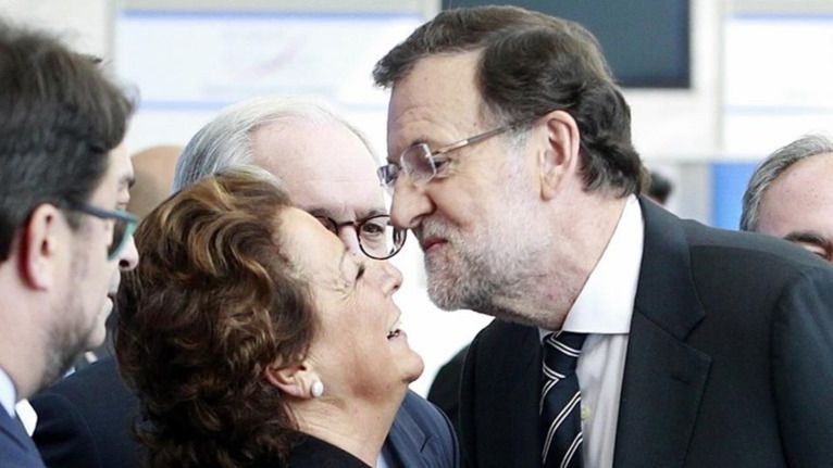 El PP espera hoy la renuncia de Rita Barberá, aunque no se descarta que se pase al grupo mixto para seguir aforada