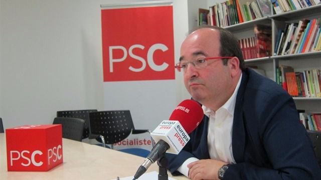 Iceta echa un cable a Sánchez: pide a ERC y el PDC que no pongan el referéndum como condición para intentar un nueva investidura