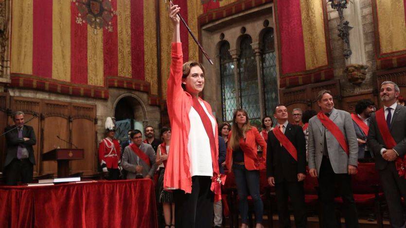 La Hispanidad, otro símbolo que cae en Barcelona: Colau pretende 'rebautizar' su plaza por Pablo Neruda