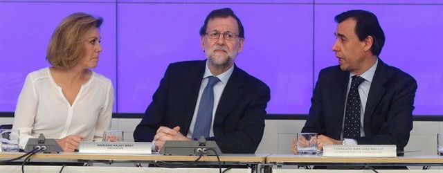 El PP avisa al PSOE: “Si te invitan a una boda el día antes, ¿vas? Nosotros no”