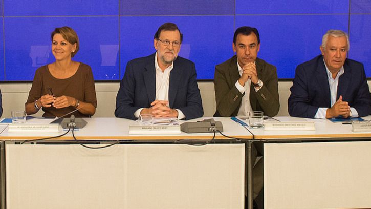 El PP da la orden a sus miembros de hacerse 'amigos' del PSOE: no se pondrán "condiciones"