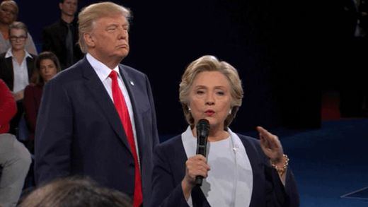 Hillary Clinton vuelve a batir al ultra Trump en un tenso segundo debate