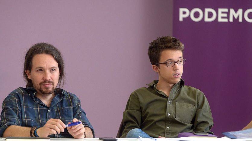 Errejón sale al quite para demostrar a Iglesias que no es 'tibio'