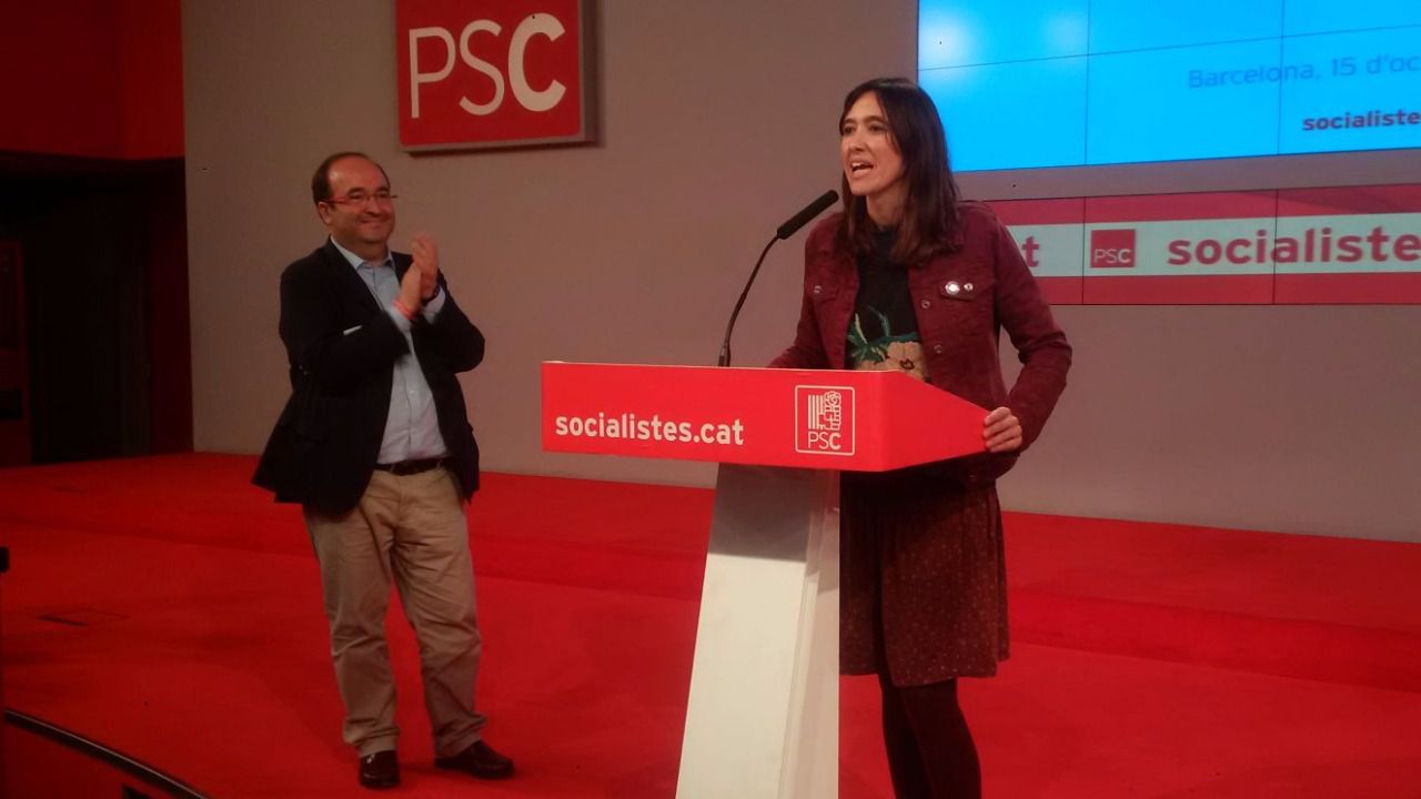 Pedro Sánchez felicita a Iceta y manda un aviso a la gestora: "Hoy y siempre defenderemos el voto de los militantes"