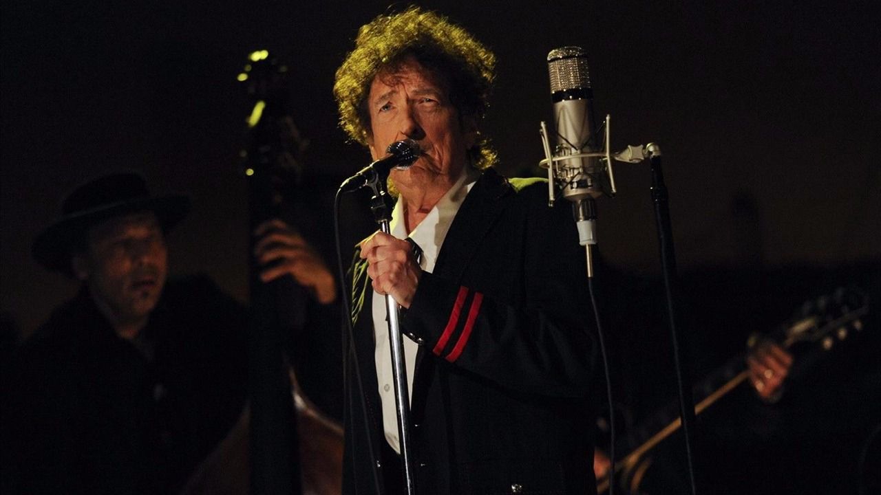La Academia de los Premios Nobel buscan sin éxito a Bob Dylan