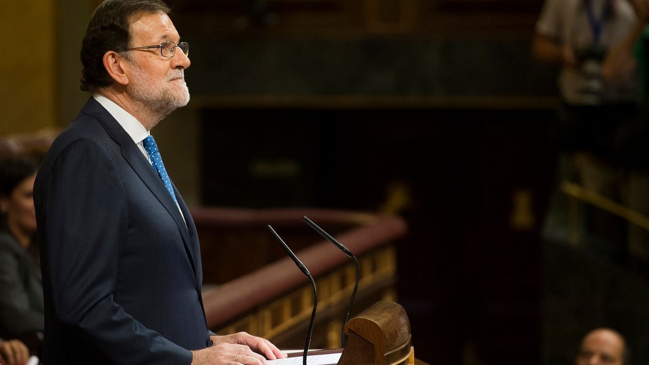 Rajoy avisa al PSOE de que con la abstención no basta y exige "unos mínimos de gobernabilidad"