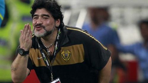 Marruecos vuelve a fichar a Maradona para que preste su imagen y su fútbol a la ocupación del Sáhara Occidental