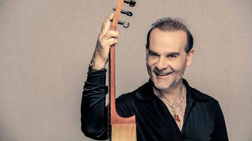 De guitarrista a guitarrista: Juan Carmona homenajea al maestro Paco de Lucía en su último disco