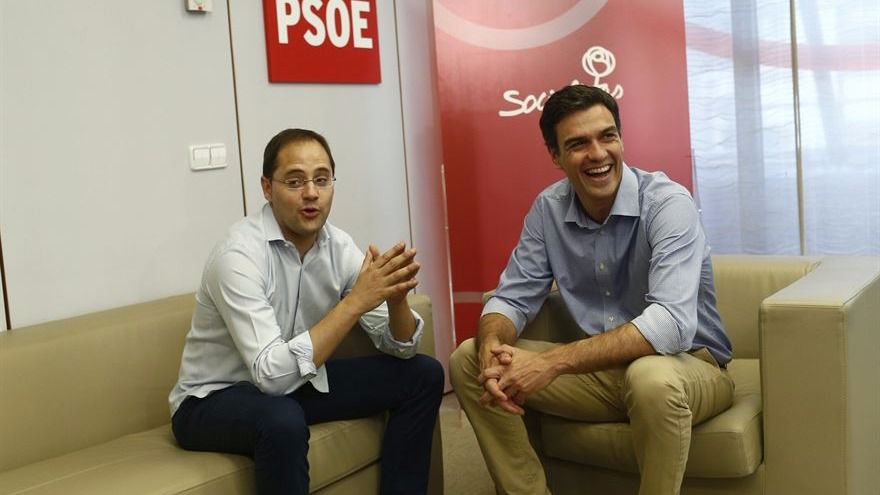 Nueva víctima del 'juego de las sillas' en el Congreso: Luena, ex mano derecha de Pedro Sánchez