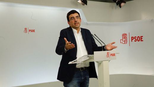 Bronca en el PSOE a cuenta de la 'purga' disciplinaria en el Parlamento