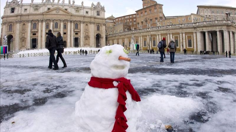 ¿Por qué la superficie del hielo no se congela bajo cero?