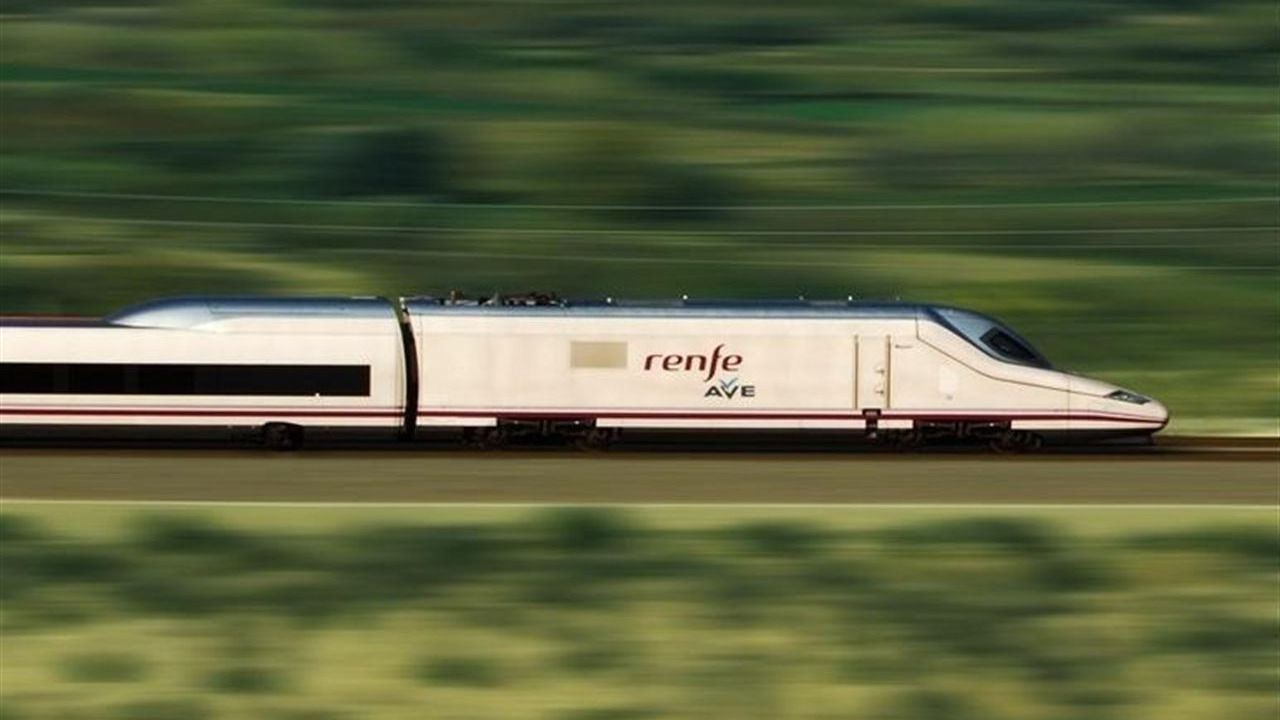 Wifi en el AVE: Renfe estrena hoy la conexión en sus trenes