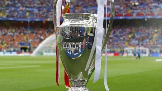 La 'Champions' cambiará de horarios: los partidos se jugarán a las 19:00 y a las 21:00