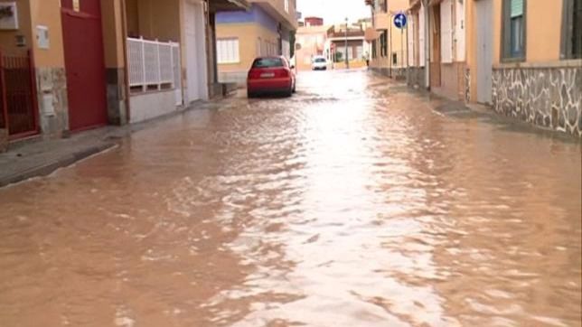 Impresionantes imágenes en vídeo del temporal en Murcia