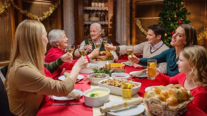 La psicóloga Elisa Herrero da las claves para superar los momentos incómodos en las comidas familiares