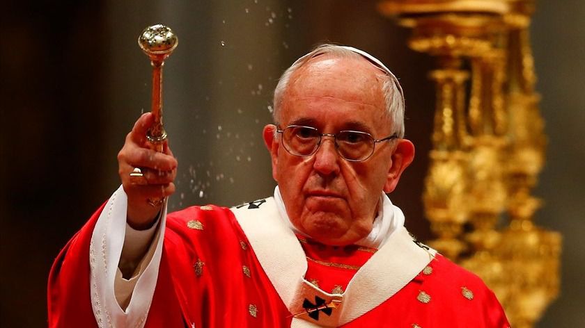 El Papa critica que la Navidad se convierta en una fiesta del consumismo y la banalidad