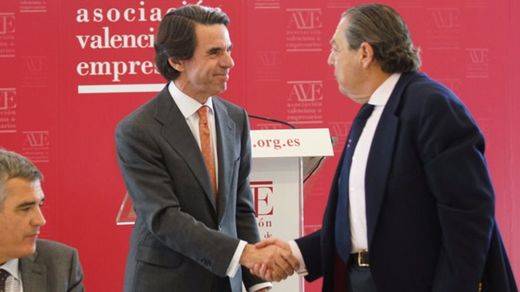Aznar acaba con las especulaciones de un nuevo partido: 