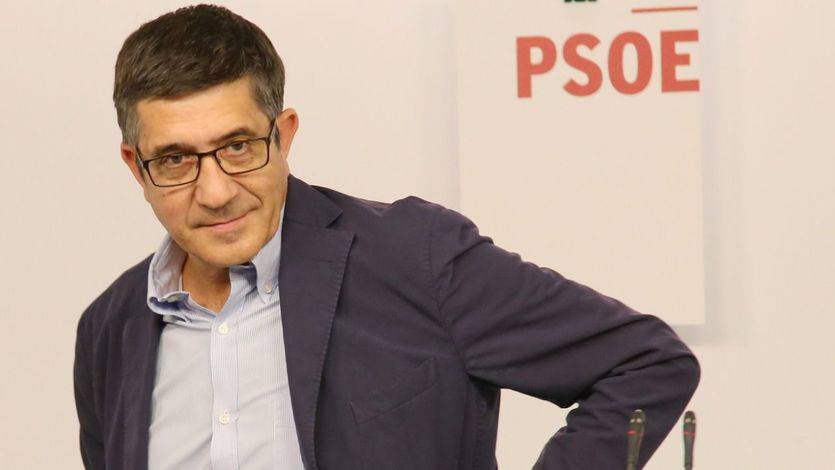 La candidatura de Patxi López abre las dudas: ¿es una tercera vía o trabaja para Susana Díaz o Pedro Sánchez?