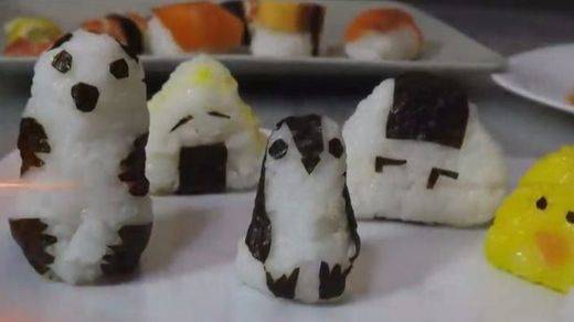 Cómo hacer Onigiris de Pingüino y Panda
