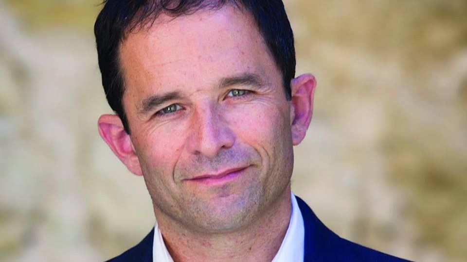 Hamon, el socialista llamado a ganar a la derecha de Fillon y el extremismo de Le Pen