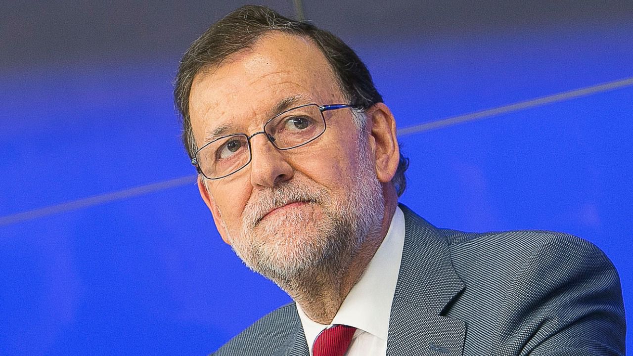 Rajoy, por fin, da la cara ante las familias de las víctimas del Yak 42