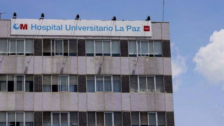 Terrible suceso en Madrid: un hombre se lanza por la ventana del hospital con su bebé y fallecen