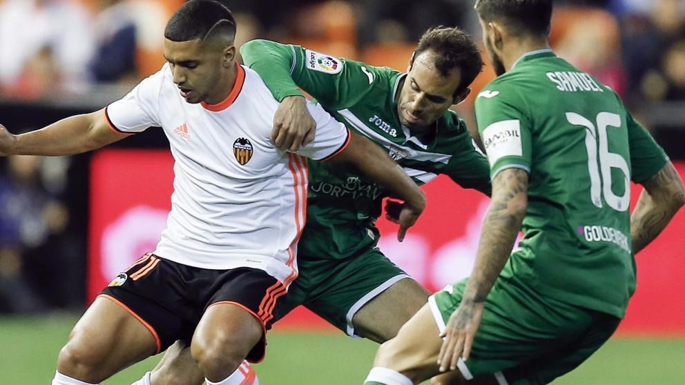 Jornada de Liga: vencen Valencia y Betis y empatan Real Sociedad y Eibar