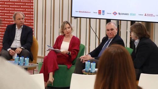 María Cano, en uno de los debates de la II Jornada de Transporte y Logística