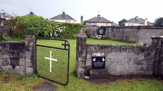Macabro hallazgo en un convento de Irlanda de restos humanos de niños de antiguas madres solteras