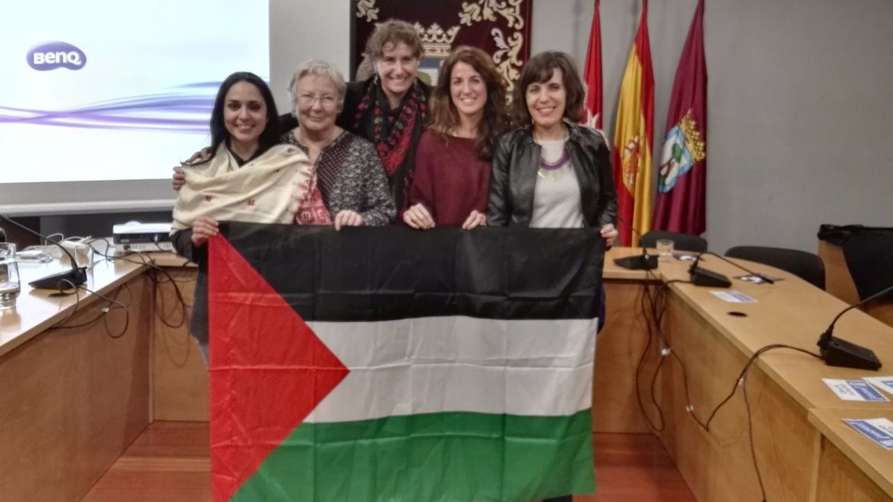 Homenaje a la resistencia de la mujer palestina en el marco del Día Internacional de la Mujer