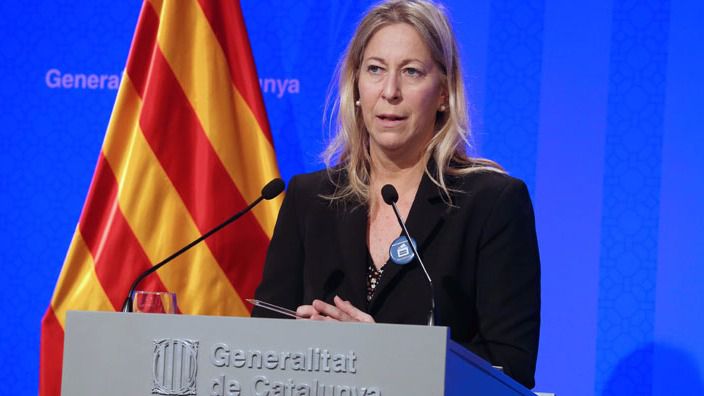 El nacionalismo catalán piensa en Neus Munté para suplir al inhabilitado Mas