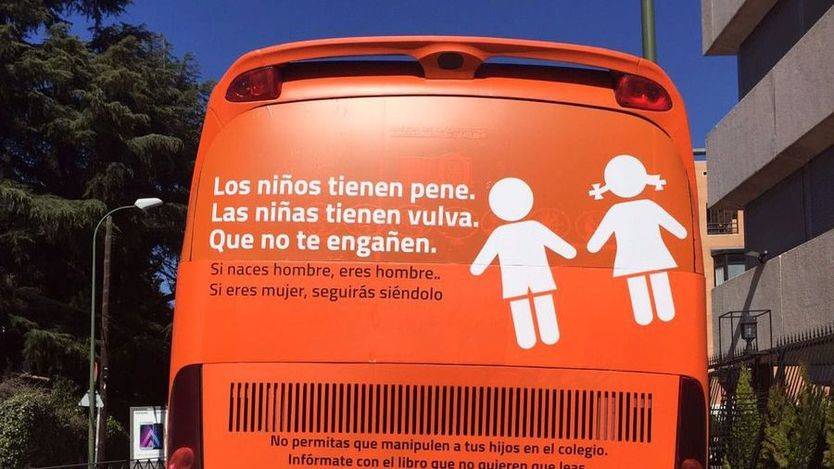 Así ha sacado rentabilidad 'Hazte Oír' a la polémica del bus tránsfobo