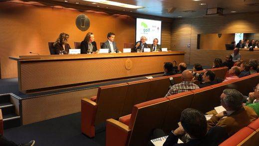 Presentación de Unigolf en Ifema