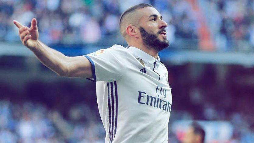 Liderato asegurado, hala Madrid... y nada más ante el Alavés (3-0)