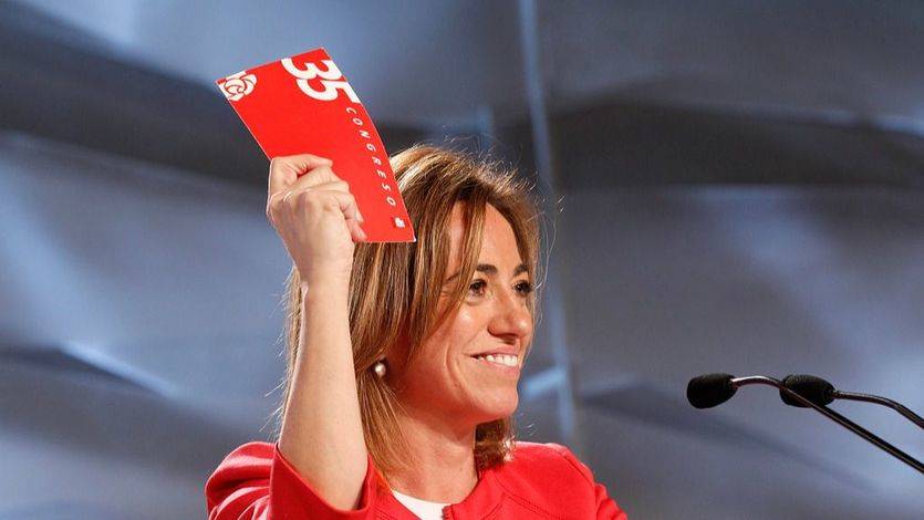 La emotiva carta de despedida del PSOE a Carme Chacón