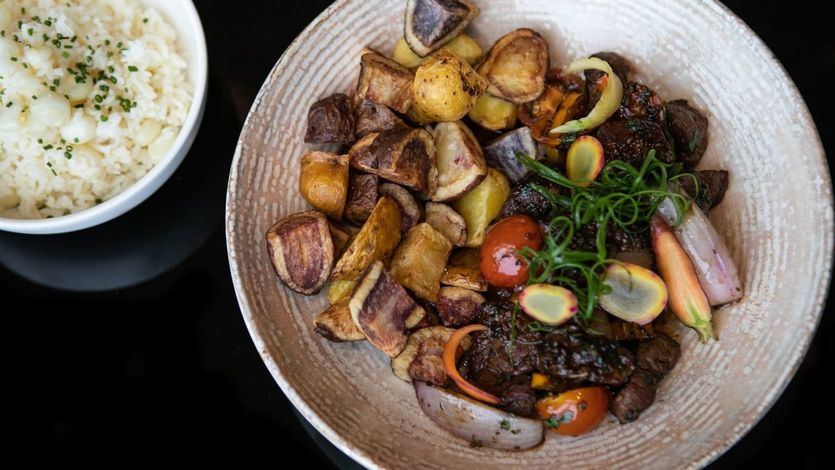Lomo saltado