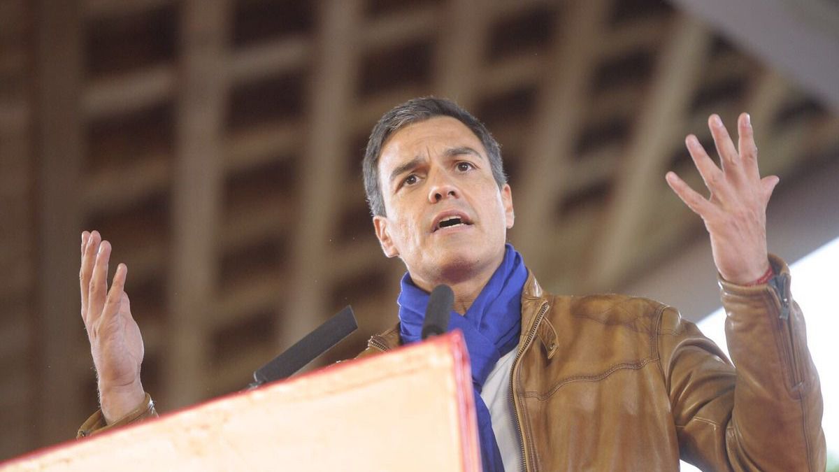 Sánchez se defiende: "Aquí el único volantazo es el que se dio en octubre, cuando se apoyó al PP"