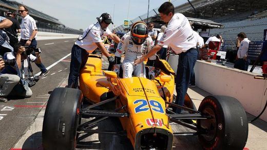 Alonso sorprende en Inidianápolis con un prometedor cuarto puesto en los entrenamientos