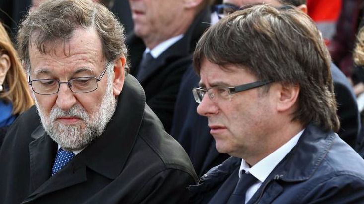 Puigdemont da un ultimátum a Rajoy en una carta para que negocie el referéndum