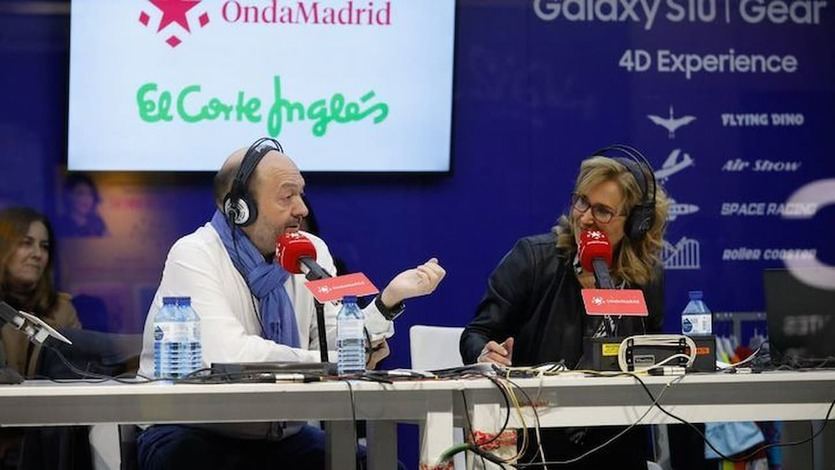 Constantino Mediavilla, junto a Nieves Herrero, en uno de los programas especiales