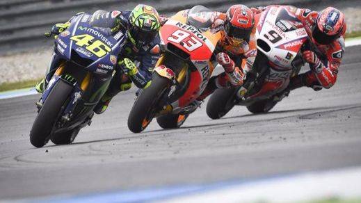 Moto GP: Rossi vuelve a la victoria en una mala carrera para los españoles