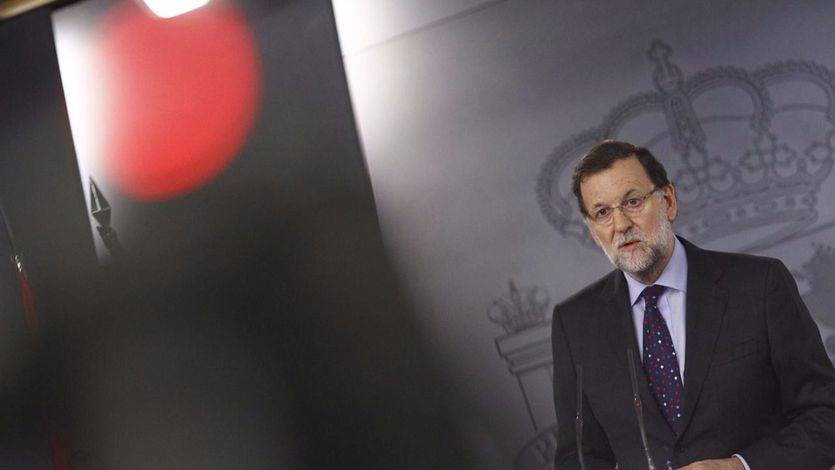 El Gobierno se marca la misión urgente de llevar a PSOE y Ciudadanos a su terreno
