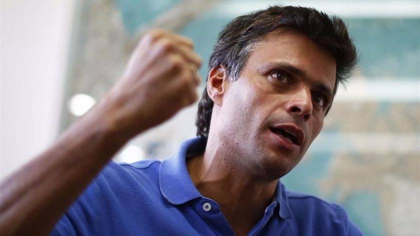 Leopoldo López sale de prisión por 'motivos de salud' después de 3 años